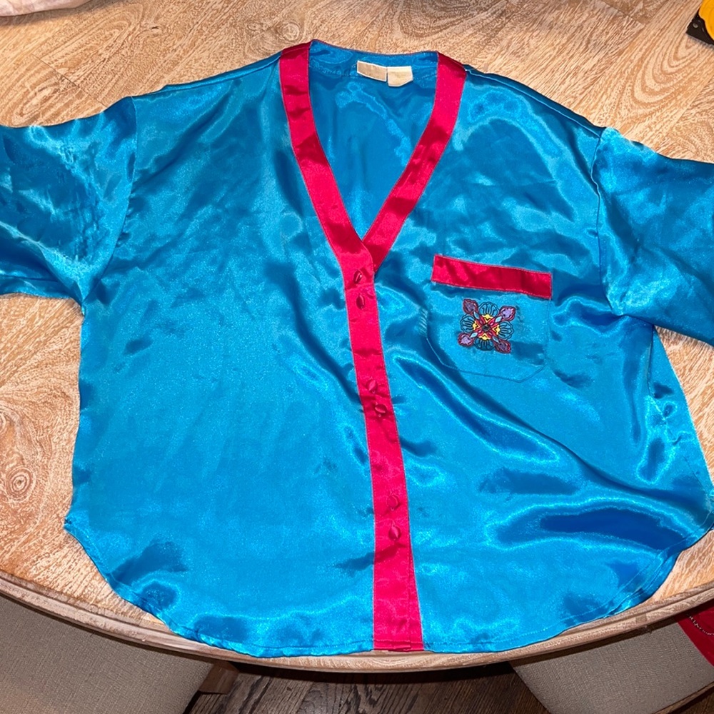 Vintage Delicates button up pajama top size small